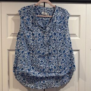 Vineyard Vines Blue and White Floral Blouse